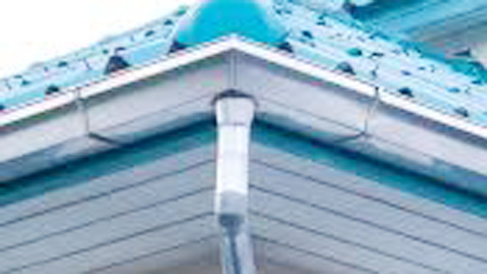 What are the Disadvantages of Aluminum Gutters