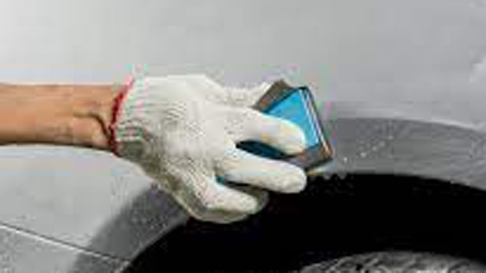 What-Grit-of-Sandpaper-to-Use-Before-Painting-a-Car