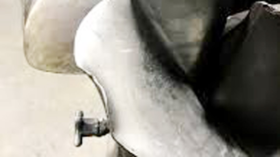 How to Straighten a Stainless Steel Prop