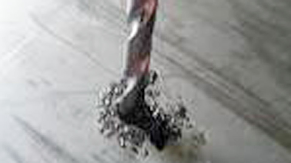 How to Tap Stainless Steel