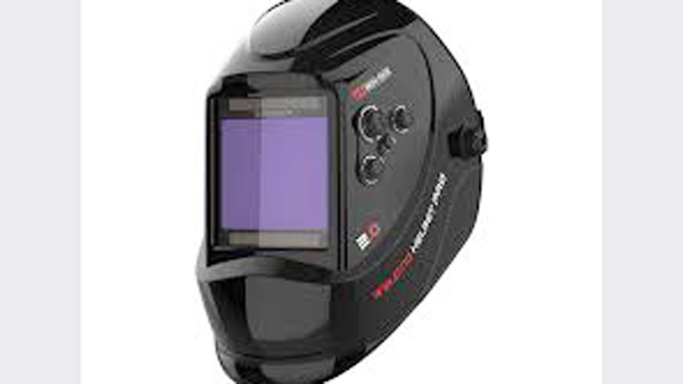 Best Auto Darkening Welding Helmet for Beginners