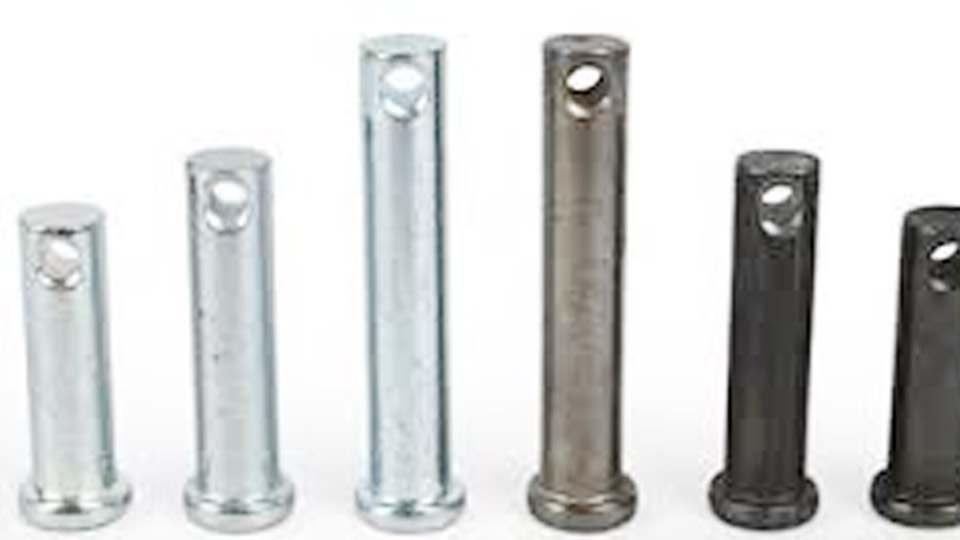When-to-Use-Carbon-Steel-vs-Stainless-Steel.jpg